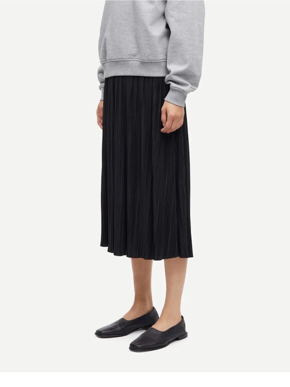 SAMSOE SAMSOE Uma Pleated Midi Skirt Black Size M Minimalist Scandinavian Chic - Picture 4 of 6